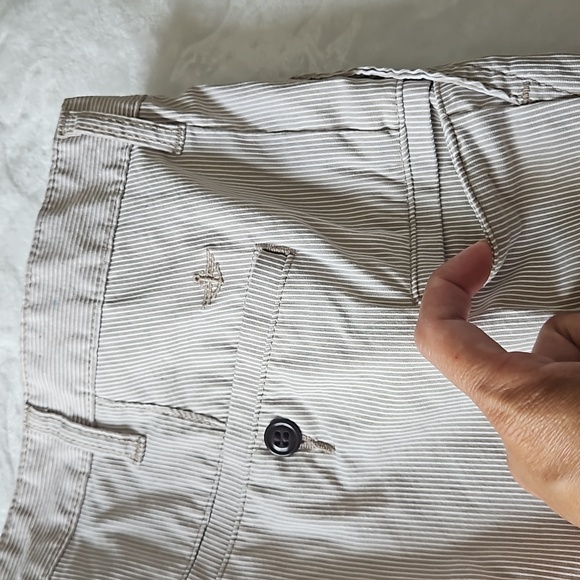 Men's Docker Pin Stripe Shorts - Picture 13 of 14